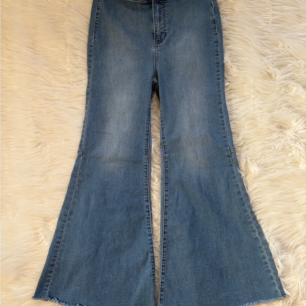 We the Free High Rise Cropped Flare Jeans - Picture 2 of 7